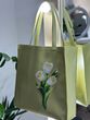 Экошопер с вышивкой (Фисташка) "Белые тюльпаны" (Кожа повышенной плотности) 06368-01 фото